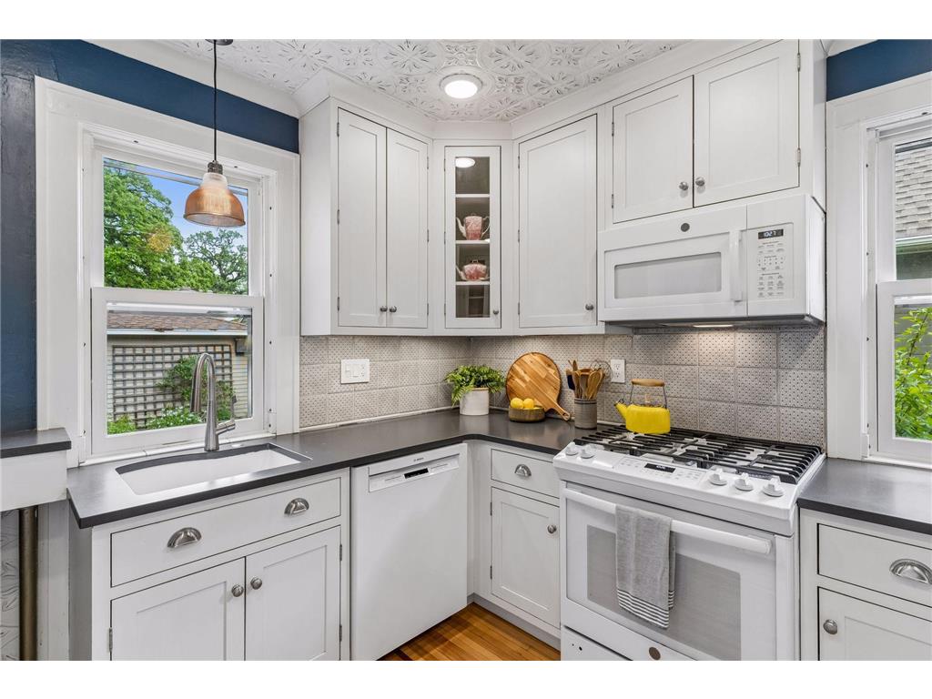 1601 Thomas Avenue Saint Paul MN 55104 7077245 image16