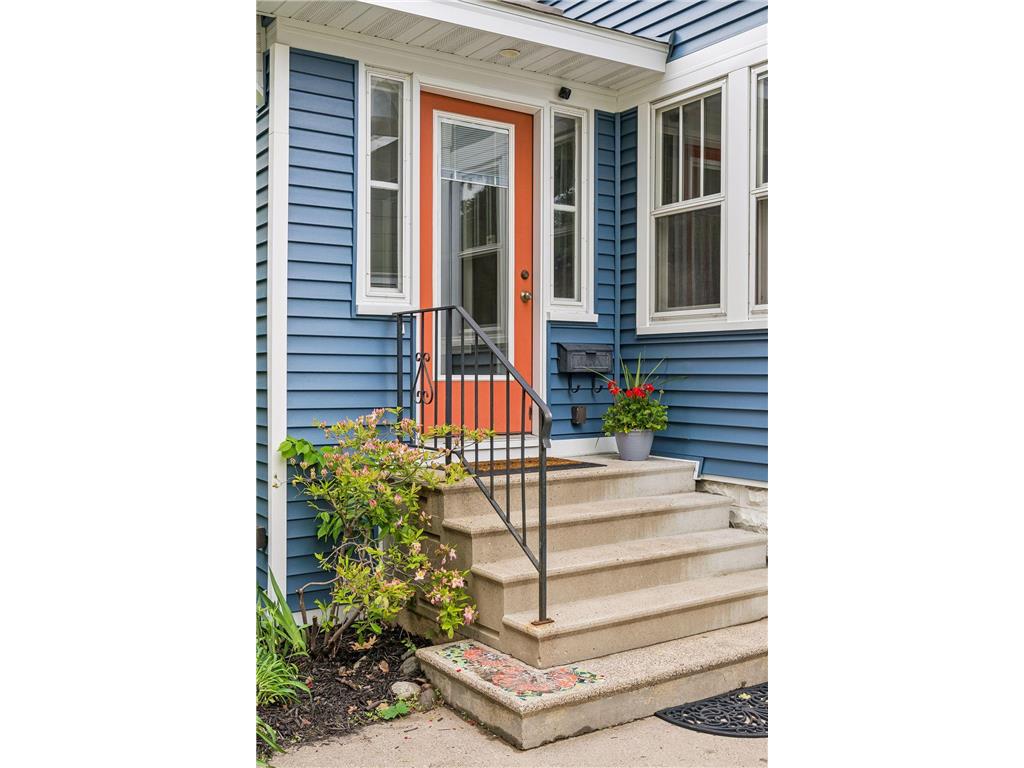1601 Thomas Avenue Saint Paul MN 55104 7077245 image2
