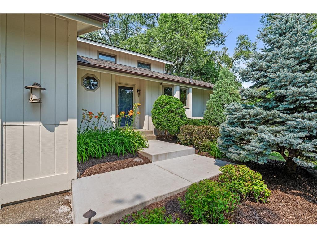 16010 Kensington Court Minnetonka MN 55345 6563722 image1