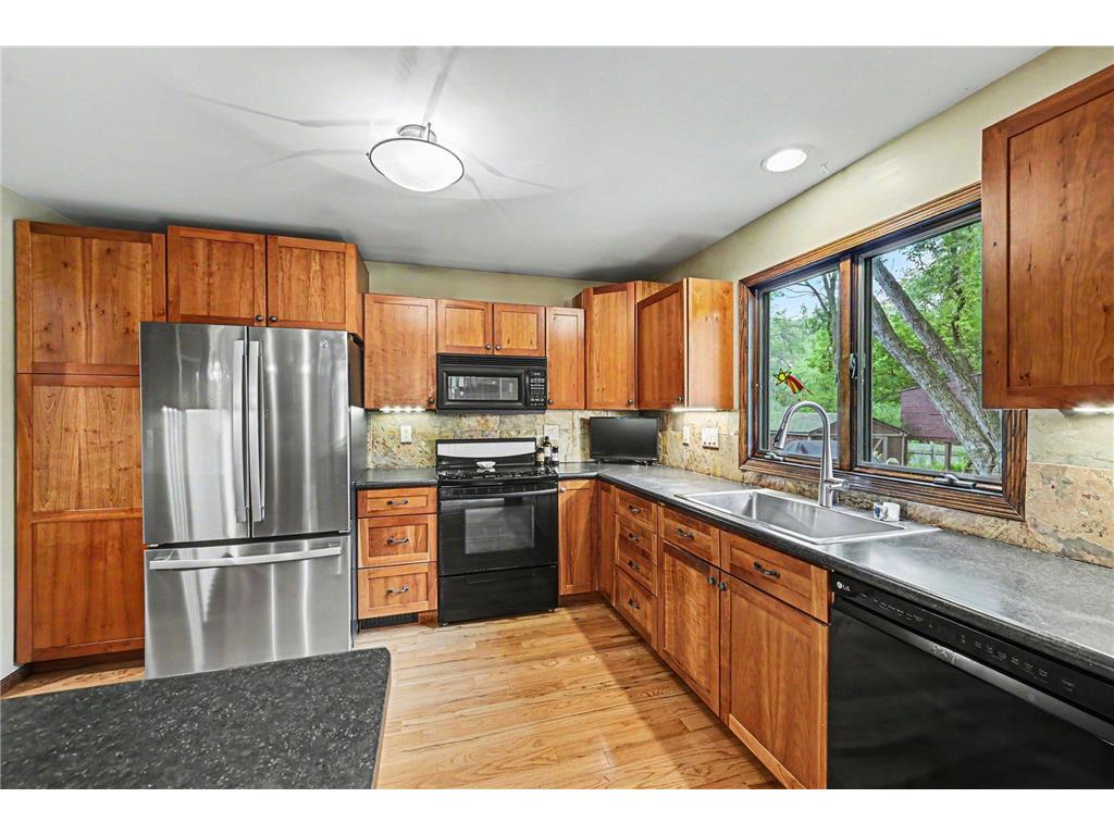 16011 3rd Street N Lakeland MN 55043 7076866 image9
