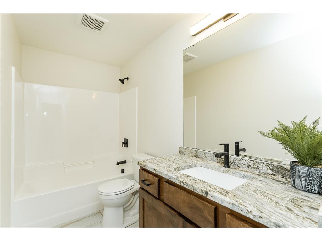 1602 21st Avenue NE Kasson MN 55944 7023010 image32