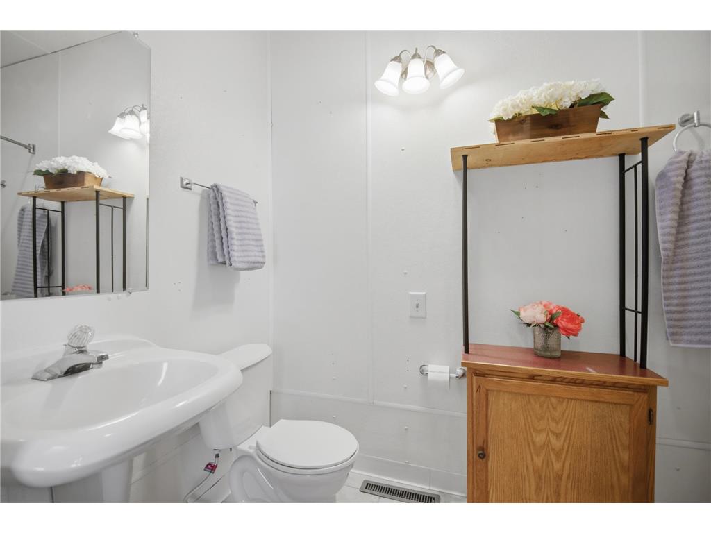 1602 4th Avenue NW Austin MN 55912 7047084 image15