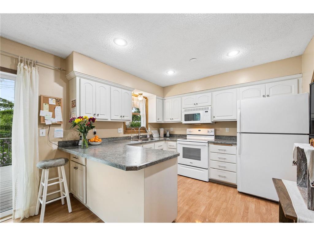 1602 Daisy Court New Brighton MN 55112 - Long Lake 7078548 image13