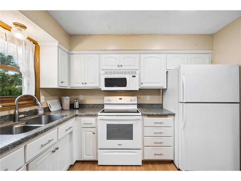 1602 Daisy Court New Brighton MN 55112 - Long Lake 7078548 image15