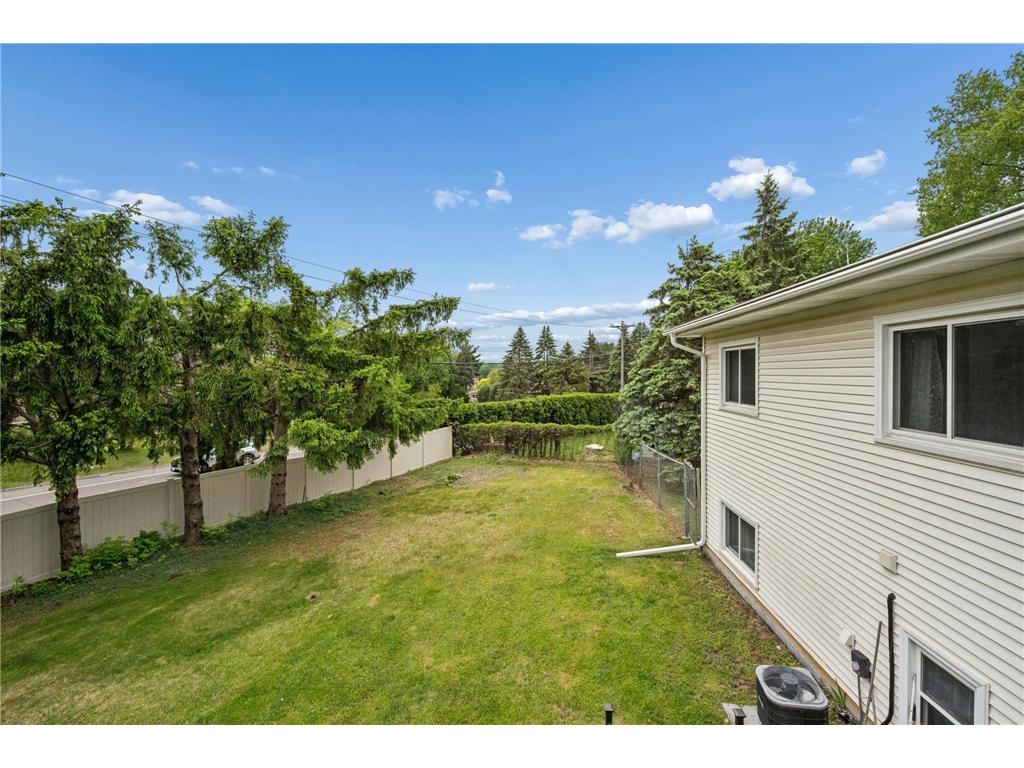 1602 Daisy Court New Brighton MN 55112 - Long Lake 7078548 image46