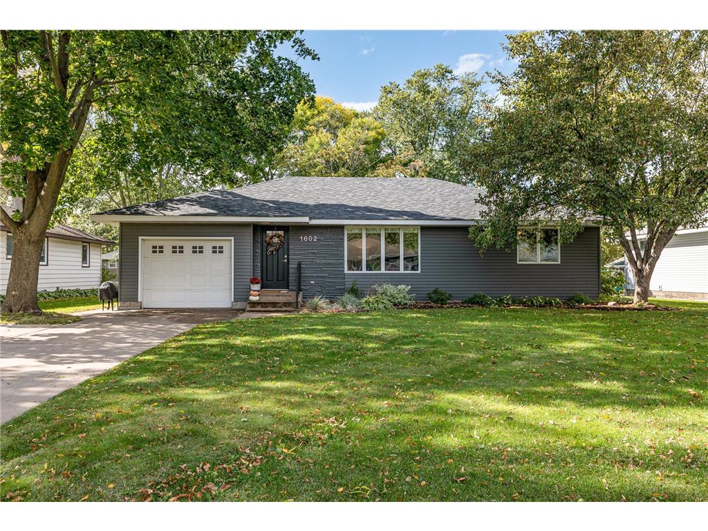 1602 Forest Street Hastings MN 55033 6452352 image1