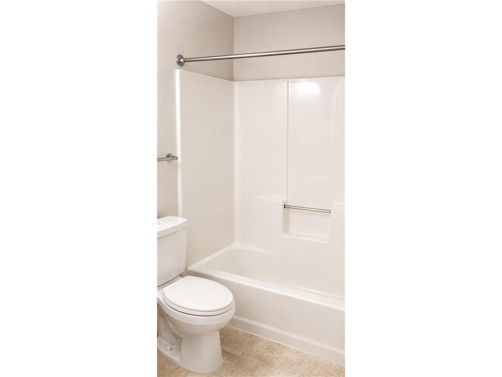 1602 Pioneer Court Thief River Falls MN 56701 7074006 image3