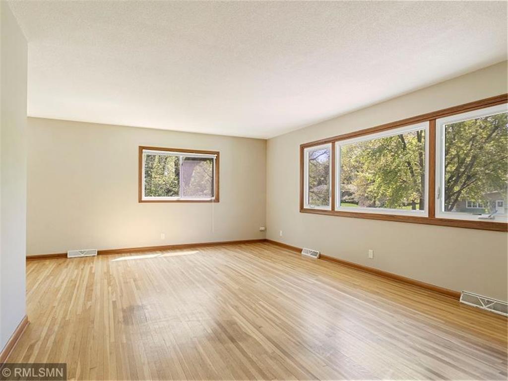 16020 Temple Drive Minnetonka MN 55345 7084305 image5