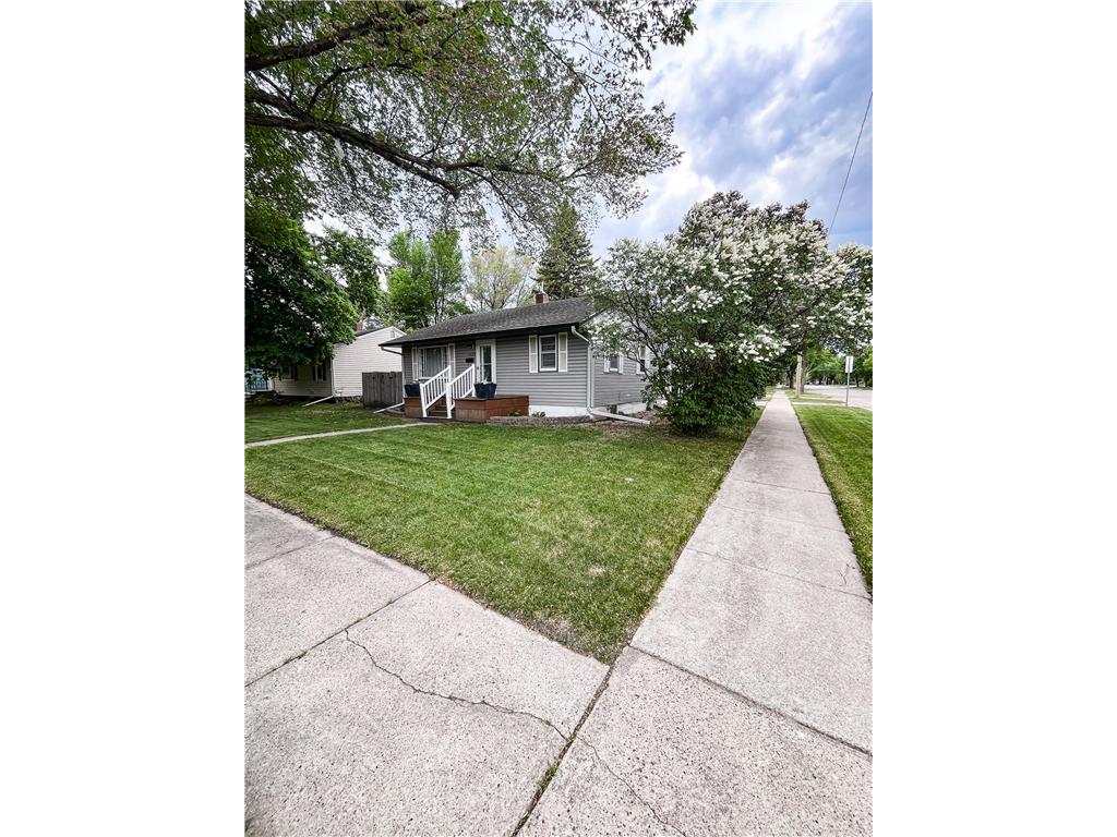 1603 5TH Street S Moorhead MN 56560 7085030 image2