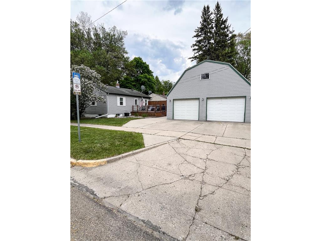 1603 5TH Street S Moorhead MN 56560 7085030 image21