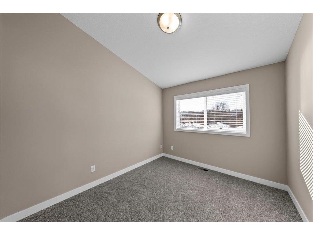 1603 Albemarle Street Saint Paul MN 55117 7025453 image28