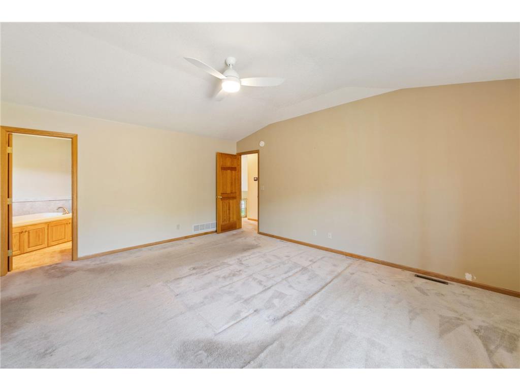 1603 Mary Street N Maplewood MN 55119 6806210 image11