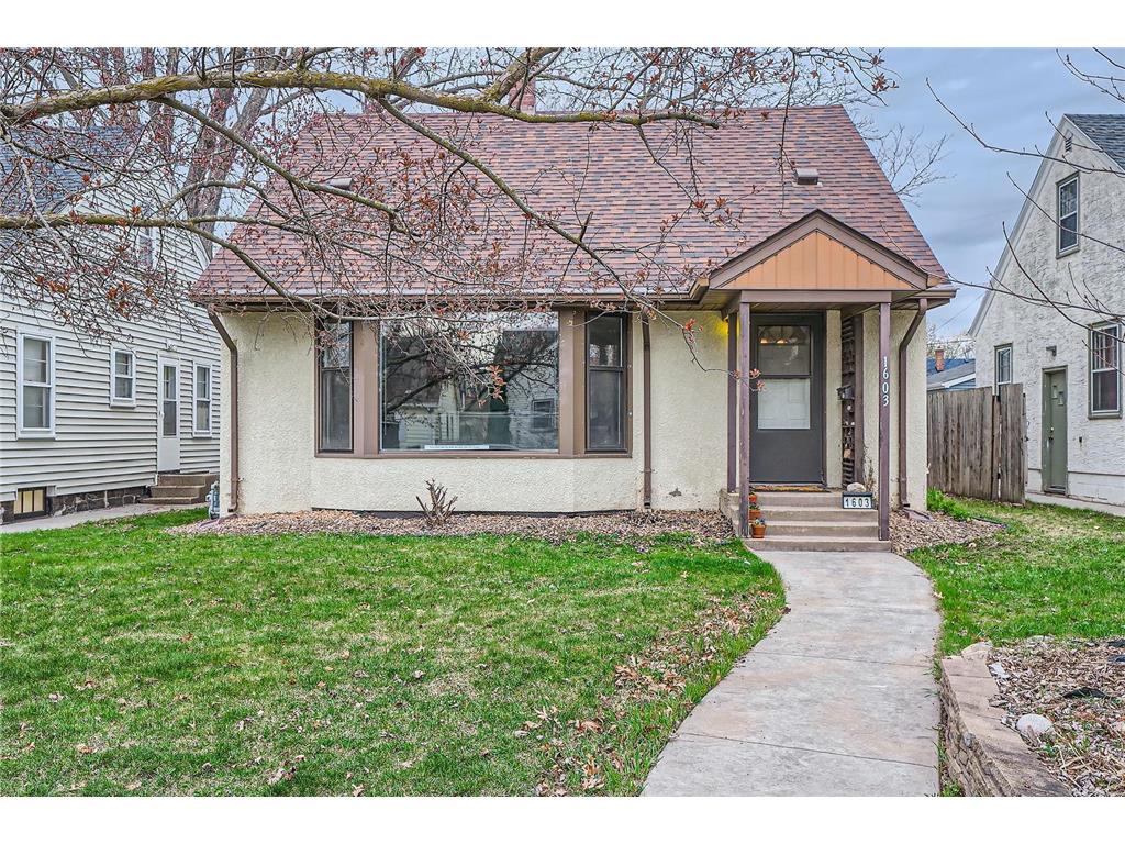 1603 Saint Albans Street N Saint Paul MN 55117 6707504 image1