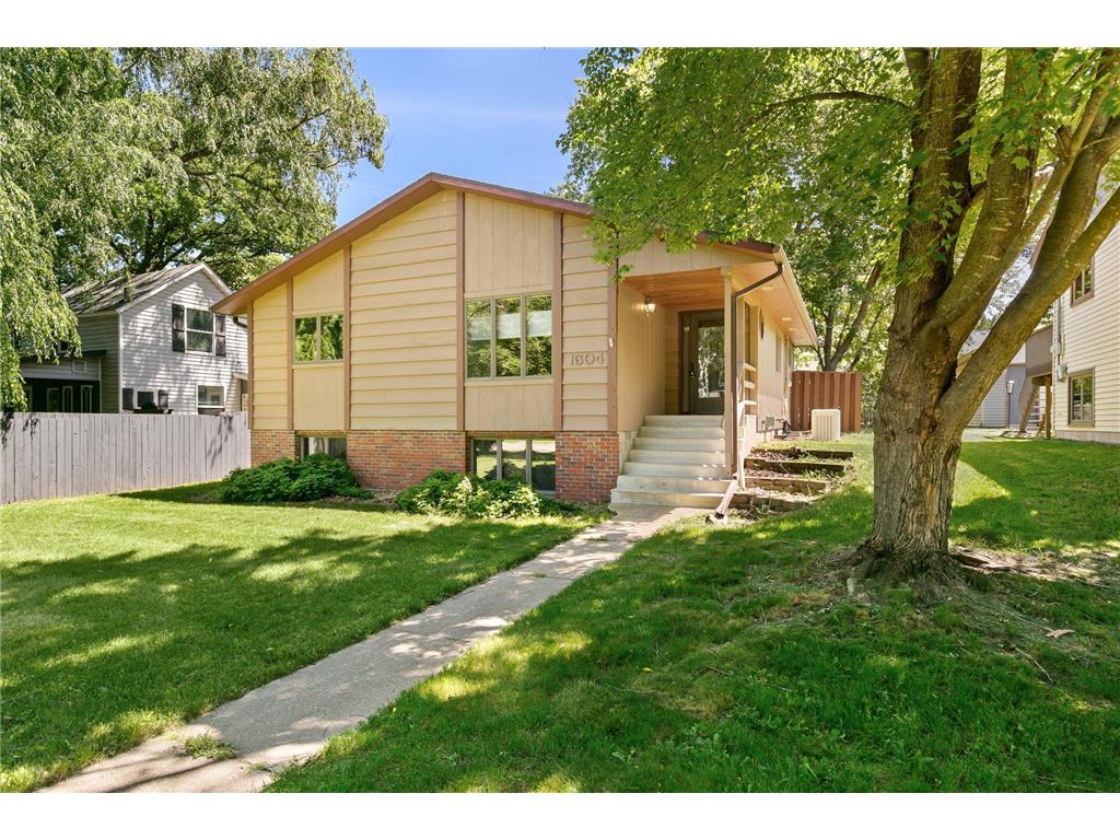 1604 10th Avenue SE Saint Cloud MN 56304 6547461 image1