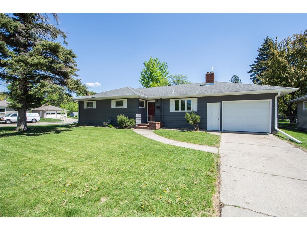 1604 16th Street S Moorhead MN 56560 6727328 image1