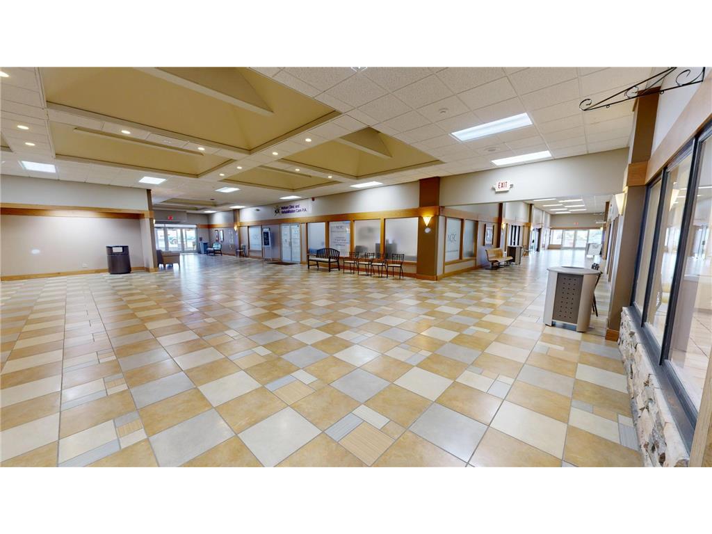 1604 1st Street S Willmar MN 56201 6765957 image3