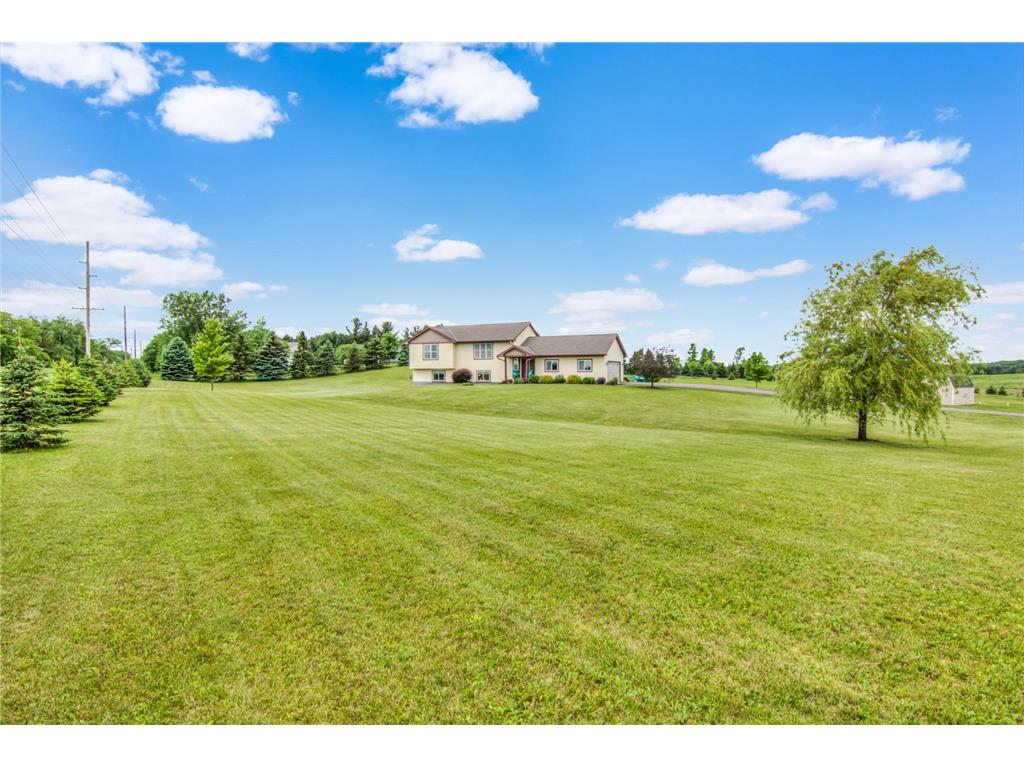 1604 92nd Street New Richmond WI 54017 6545590 image1