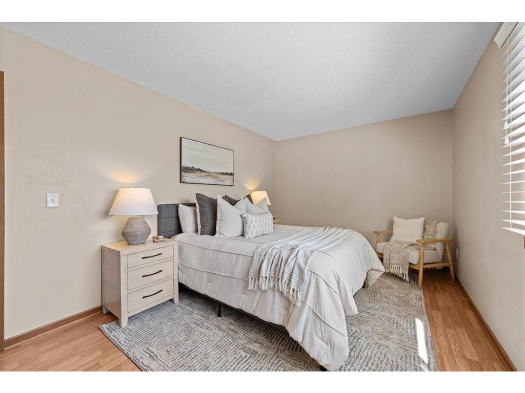 1604 Helmo Avenue N Oakdale MN 55128 7089679 image18