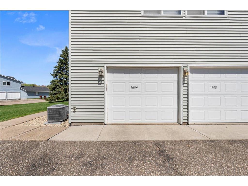 1604 Helmo Avenue N Oakdale MN 55128 7089679 image26
