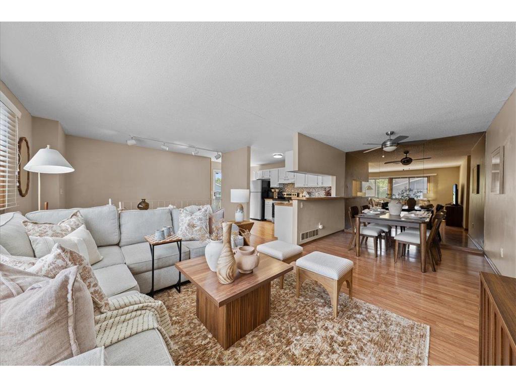 1604 Helmo Avenue N Oakdale MN 55128 7089679 image6