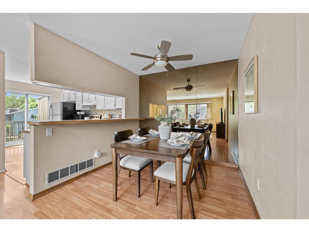 1604 Helmo Avenue N Oakdale MN 55128 7089679 image8