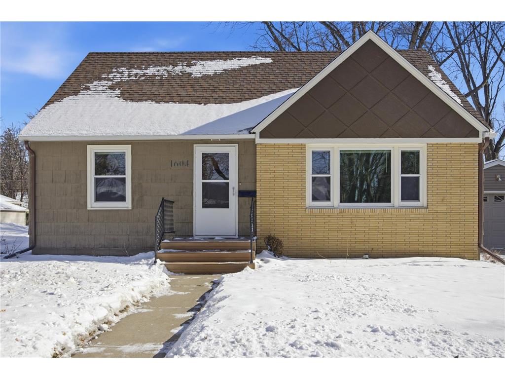 1604 Ives Avenue N Glencoe MN 55336 7015095 image1