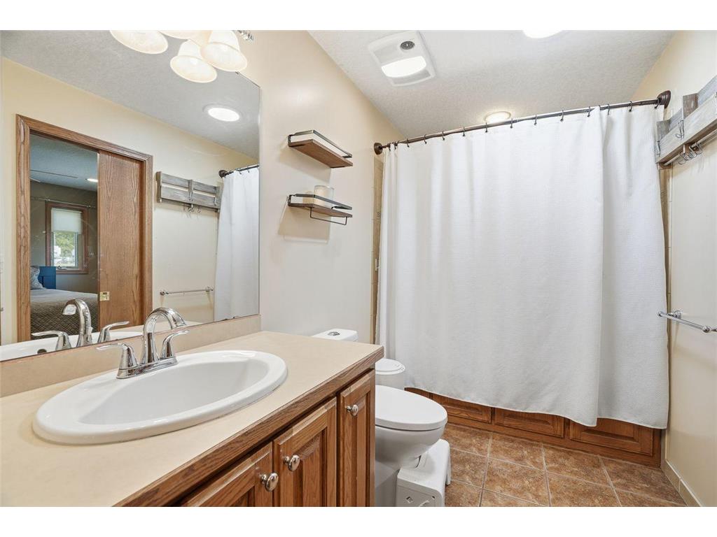 1604 W 131st Street Burnsville MN 55337 7083552 image31