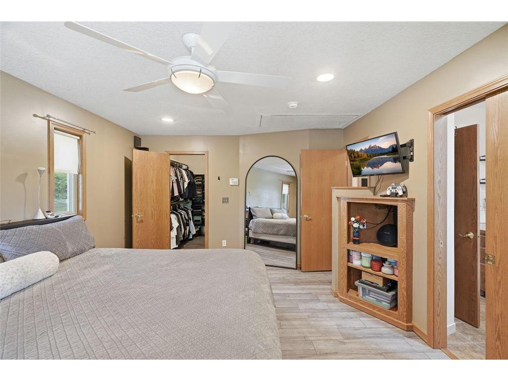 1604 W 131st Street Burnsville MN 55337 7083552 image33