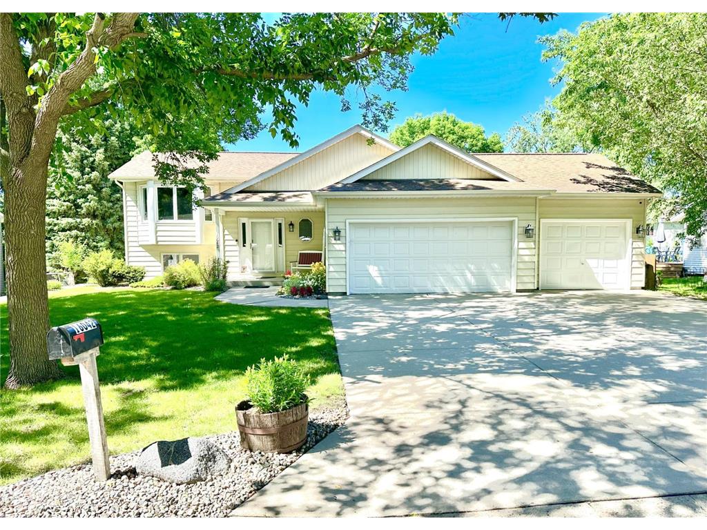 16042 Northwood Road NW Prior Lake MN 55372 - Upper Prior 6554149 image1