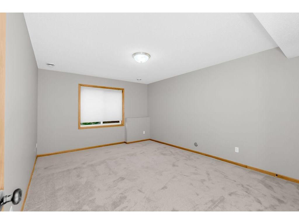 16045 Kennard Court Lakeville MN 55044 6820408 image27