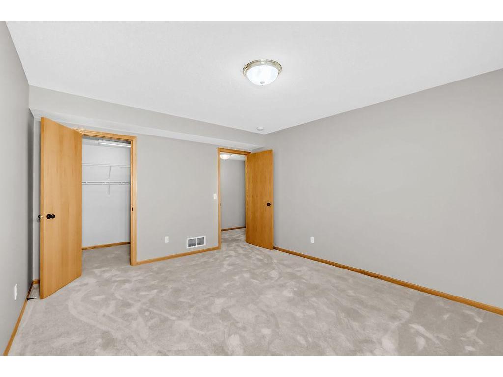 16045 Kennard Court Lakeville MN 55044 6820408 image28