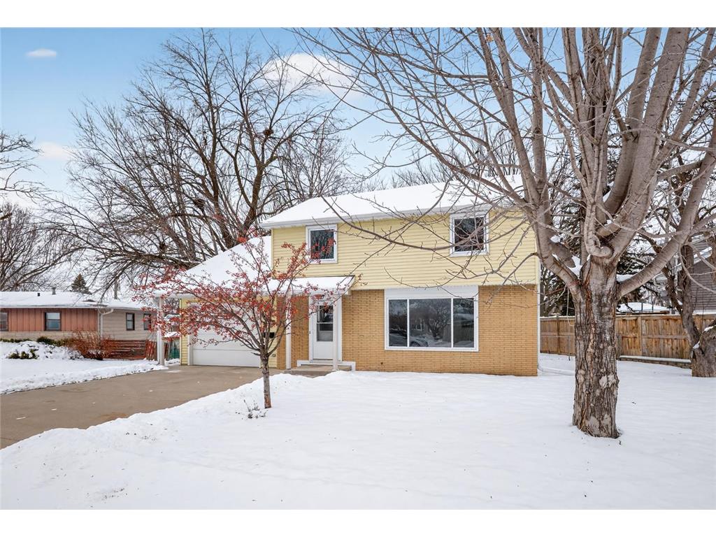 1605 22nd Street NW Rochester MN 55901 6819976 image1