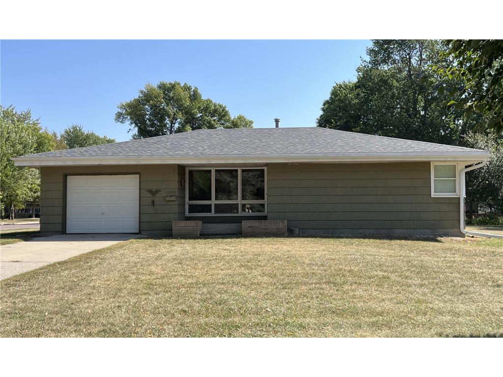 1605 6th Avenue, Windom, MN, 56101 MLS 6428773 Edina Realty