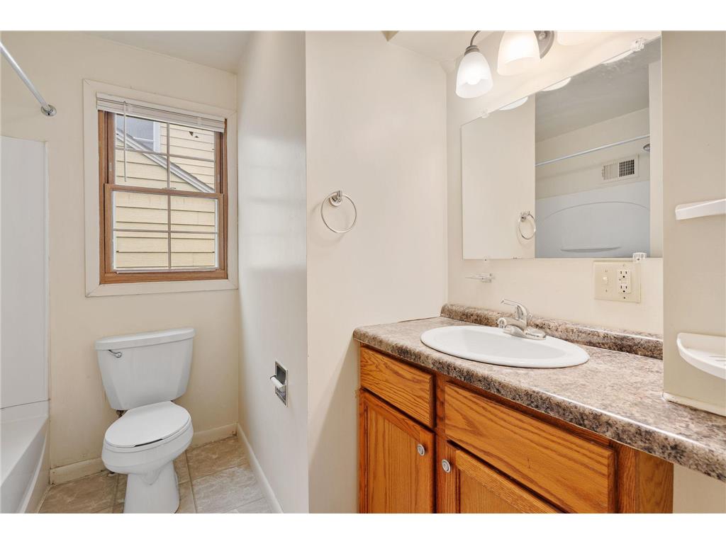 1605 6th Street SE Austin MN 55912 6818614 image11