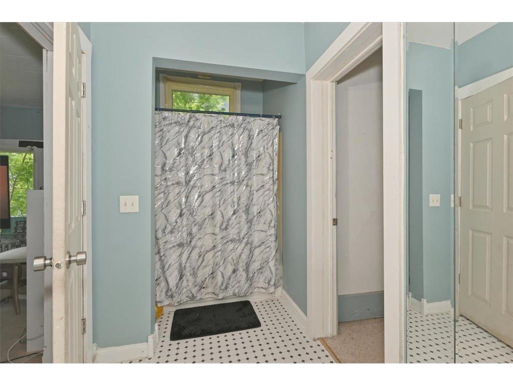 1605 Hughitt Avenue Superior WI 54880 7094507 image10
