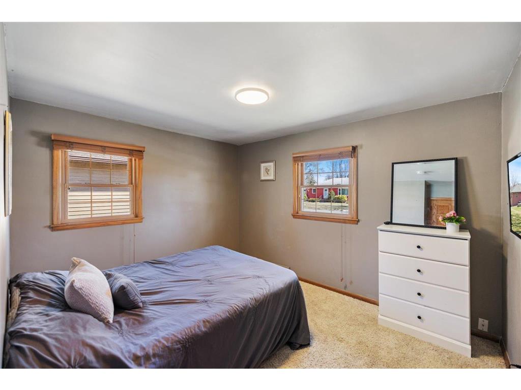 1605 Knight Avenue N Glencoe MN 55336 7014901 image20