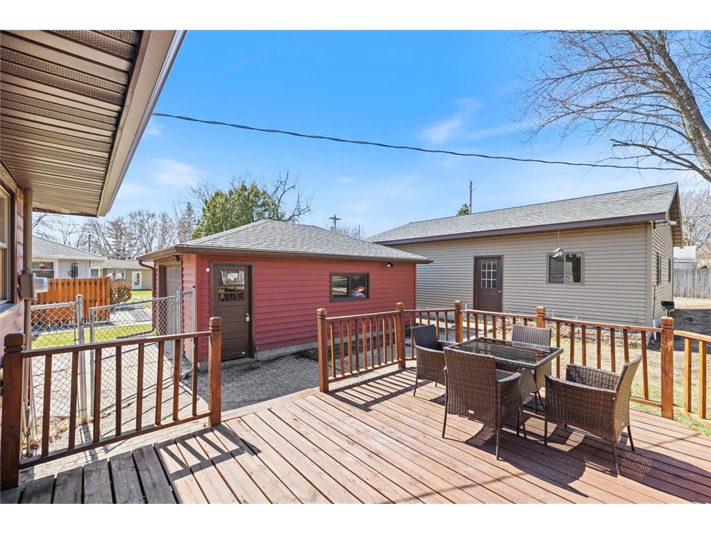 1605 Knight Avenue N Glencoe MN 55336 7014901 image34