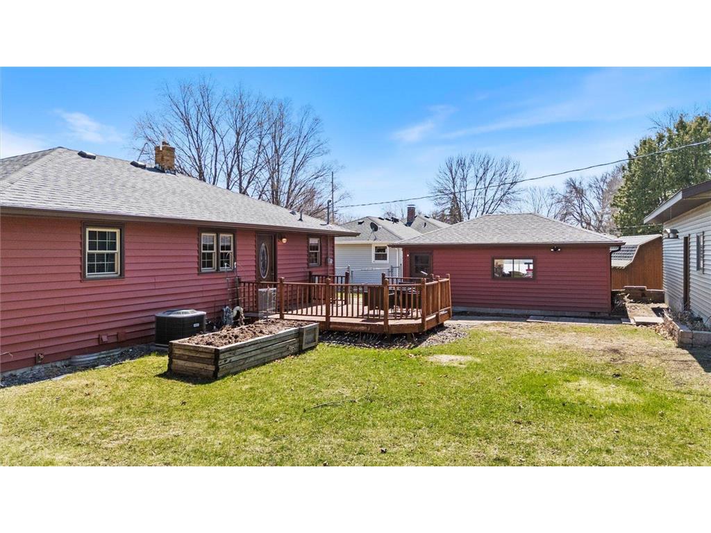 1605 Knight Avenue N Glencoe MN 55336 7014901 image5