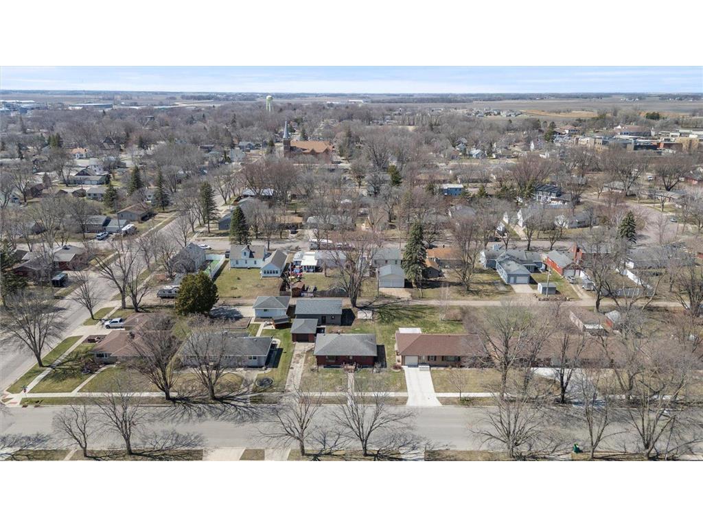 1605 Knight Avenue N Glencoe MN 55336 7014901 image6