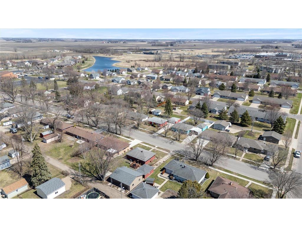 1605 Knight Avenue N Glencoe MN 55336 7014901 image7
