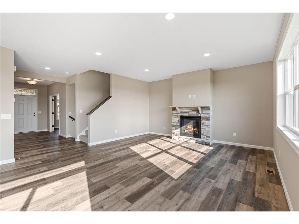 1605 Meadows Drive East Bethel MN 55011 6819302 image4