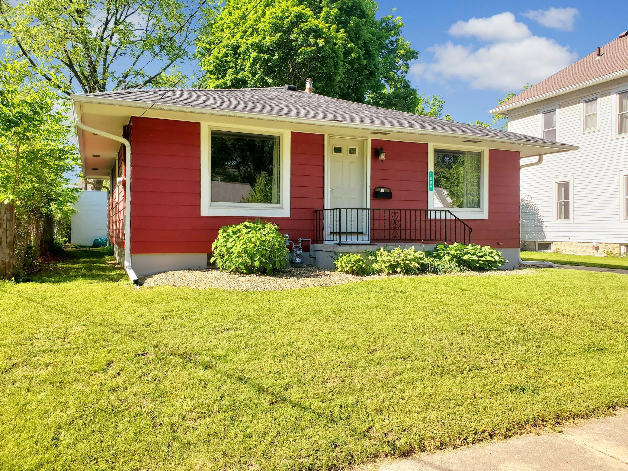 1606 5th Street NE, Rochester, MN 55906 MLS 5769276 Edina Realty