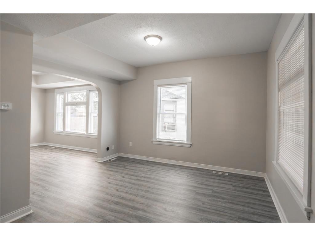 1606 Concordia Avenue Saint Paul MN 55104 7015605 image5