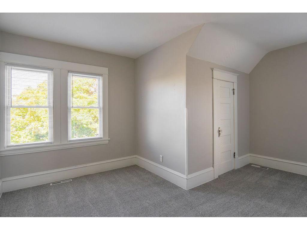 1606 Concordia Avenue Saint Paul MN 55104 7072271 image16