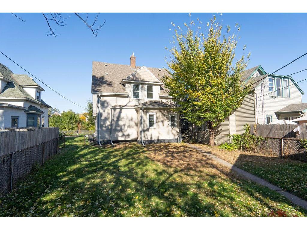 1606 Concordia Avenue Saint Paul MN 55104 7072271 image32