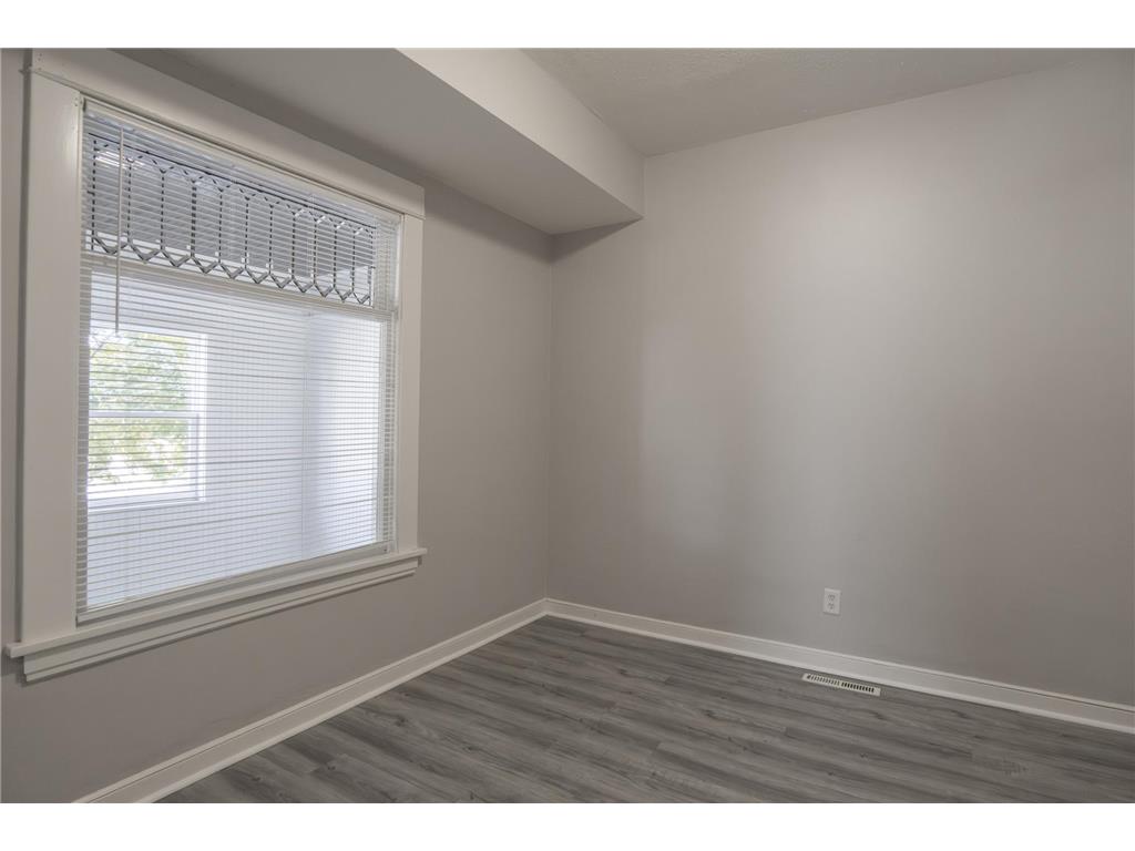 1606 Concordia Avenue Saint Paul MN 55104 7093112 image11