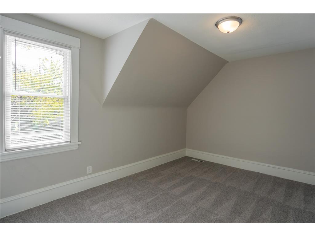 1606 Concordia Avenue Saint Paul MN 55104 7093112 image28