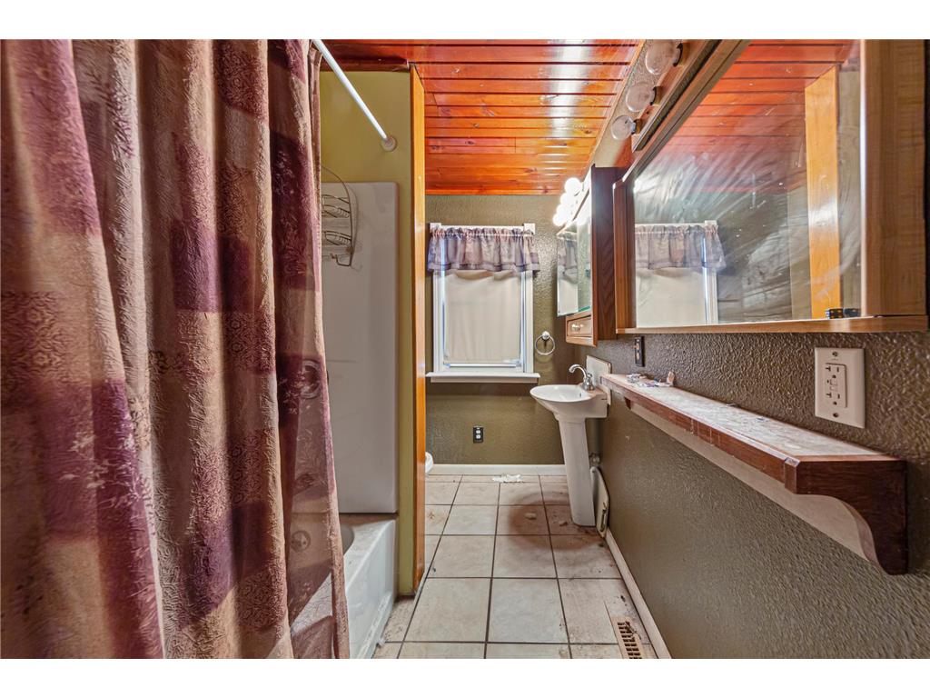 1606 Greeley Avenue N Glencoe MN 55336 7063065 image21