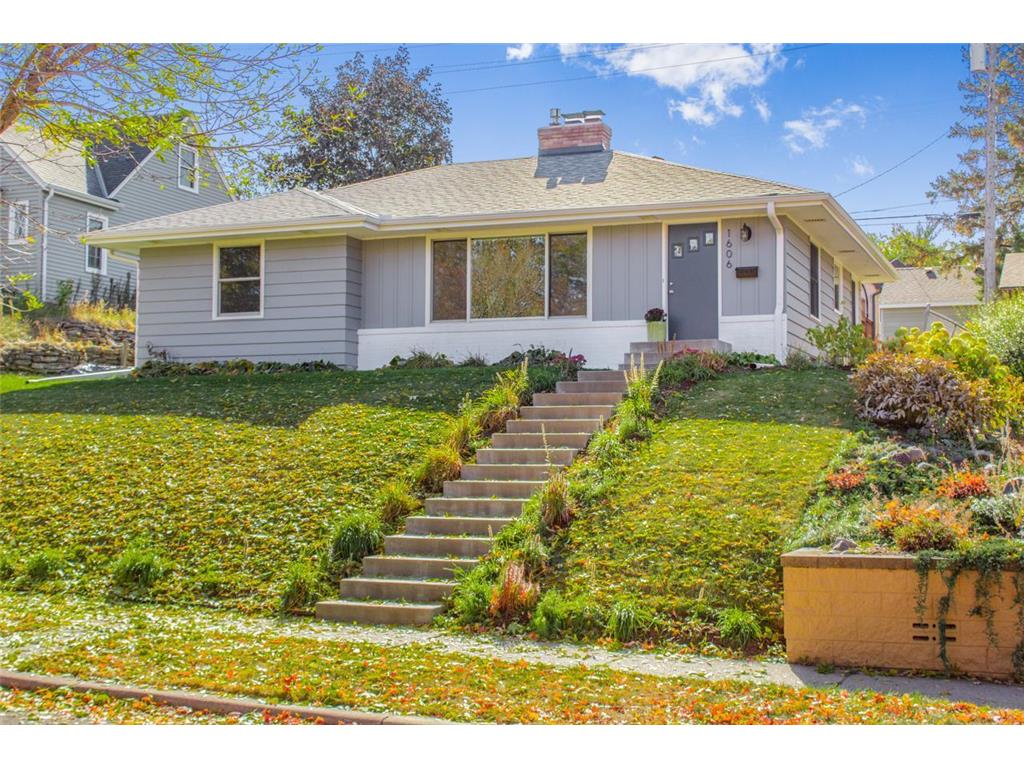 1606 Highland Parkway, Saint Paul, MN 55116 MLS 6317537 Edina Realty