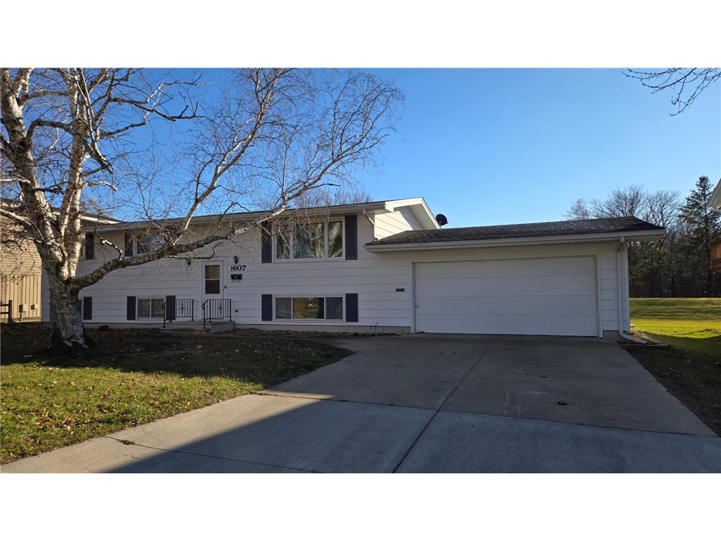 1607 10th Place SW Austin MN 55912 6635048 image1